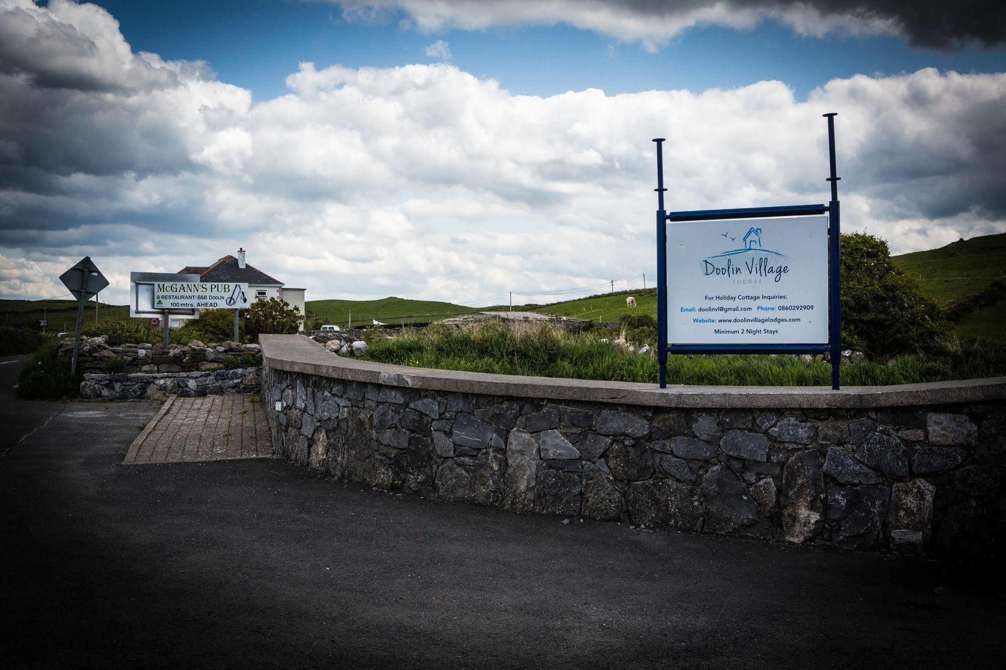Doolin Village Lodges Zewnętrze zdjęcie